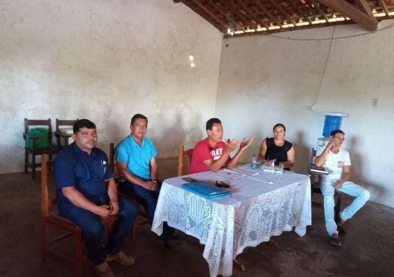 CPLA faz reunião com produtores da Associação Manivas Romualdo em Quebrangulo