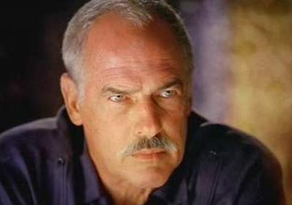 Morre o ator Andrés García, da novela O Privilégio de Amar, do SBT, após luta contra a cirrose