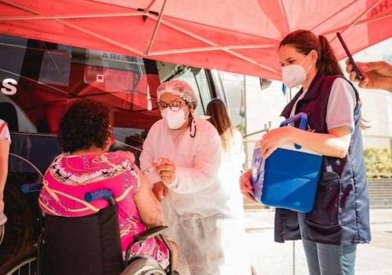 Ônibus da Vacina volta a Maceió para reforçar imunização das crianças