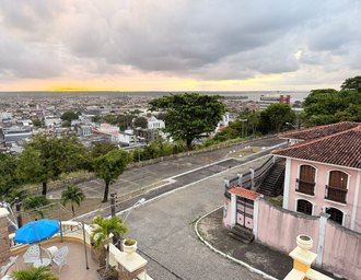 Moradores celebram a retomada do Mirante Ambrósio Lira como espaço de arte e convivência