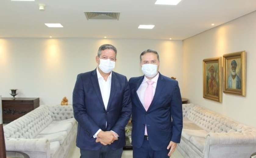 Governador recebe presidente da Câmara e defende trabalho integrado por Alagoas