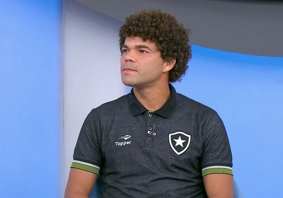 Camilo cita Palmeiras e Flamengo e destaca entrega do Botafogo