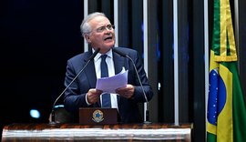 Renan Calheiros critica aprovação do PL da Dosimetria no Senado