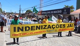 Moradores de bairros em Maceió afetados pela mineração protestam por indenizações