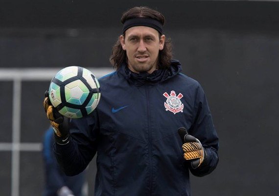 Cássio se coloca à disposição para o clássico contra o Santos