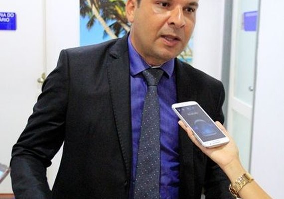 Vereador cobra encontro de Rui Palmeira e Renan