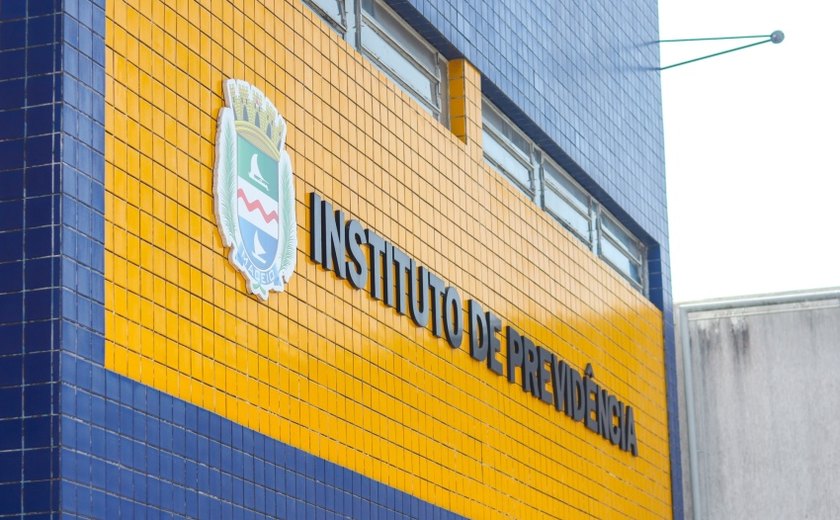 Prefeitura convoca aposentados e pensionistas para abertura de conta