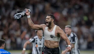 Hulk decide e Atlético continua vivo na luta pelo título