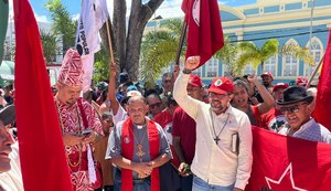 Sem-terra retornam aos municípios após ato religioso