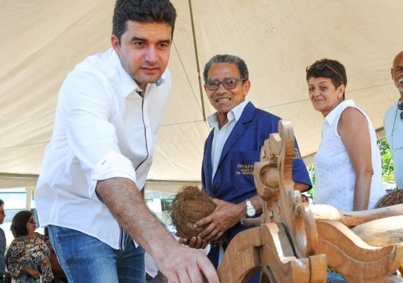 Rui visita feira e destaca ampliação da Economia Solidária