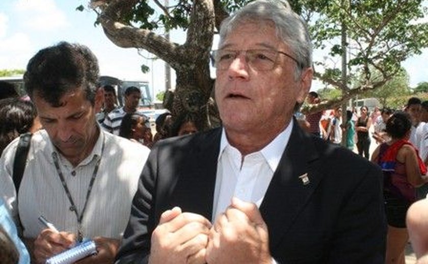 MP de Contas sugere rejeição de contas de 2010 do ex-governador Teotônio Vilela