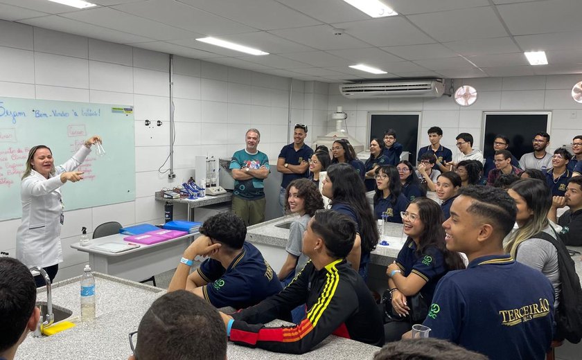 Feira de Profissões vai orientar jovens na escolha da carreira em Maceió