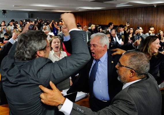 Comissão de Assuntos Sociais do Senado rejeita projeto da reforma trabalhista