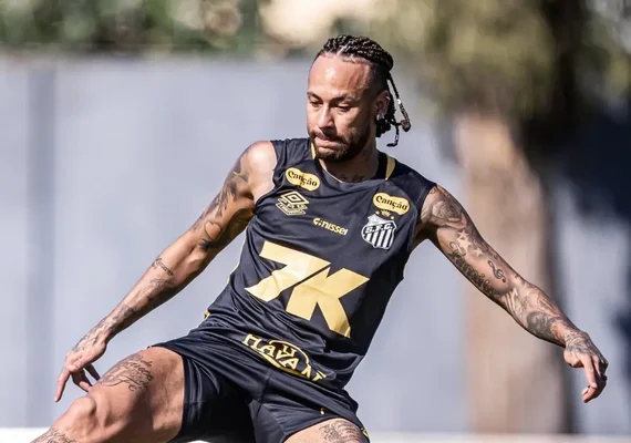 Neymar treina e Santos segue preparação para enfrentar o CRB