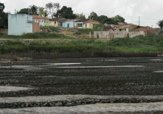 Órgãos ambientais apontam causas da secagem da Lagoa do Pé Leve, em Limoeiro de Anadia
