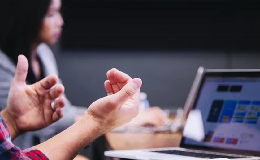 Empresas brasileiras adotam semana de 4 dias e relatam ter mais bem-estar e eficiência