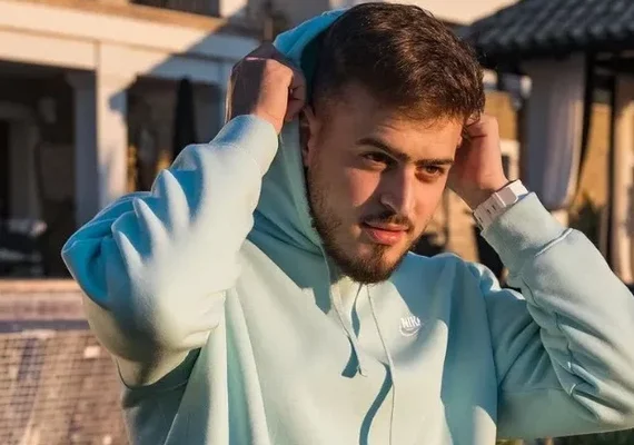 Jon Vlogs passará por cirurgia para retirar cisto no pâncreas