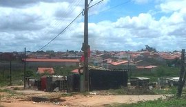 Sem-terra ocupam área para construção da APAE em Arapiraca
