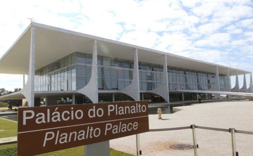 Palácio vai trocar líderes do Congresso até fim do ano