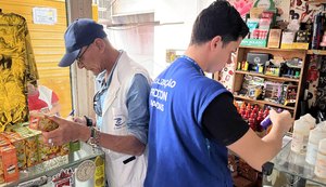 Mais de 670 caixas de cigarros eletrônicos são apreendidas no Centro de Maceió