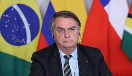 Bolsonaro faz exames em hospital e cancela reuniões da manhã