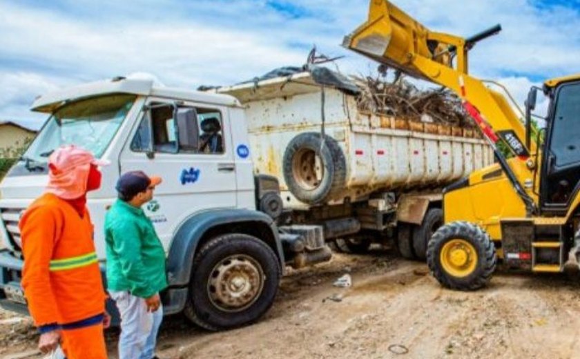 Prefeitura de Arapiraca lançará campanha para evitar despejo de entulhos e lixo nas vias