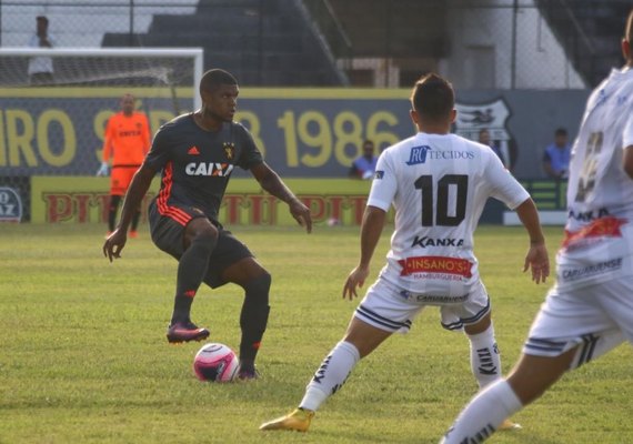 Com um a menos, Sport fica no empate com Central