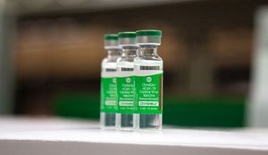 Sesau inicia distribuição das 37.400 doses de imunizantes contra Covid-19 na sexta (26)