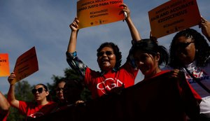 Pergunta sobre cidadania em Censo dos Estados Unidos é debatida na Justiça