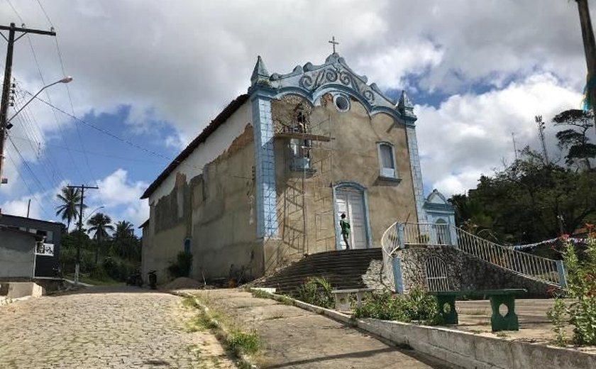 Padre pede ajuda para a terceira igreja mais antiga de Alagoas