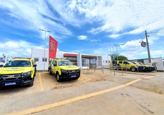 Mulher é agredida pelo padrasto enquanto amamentava o filho de cinco meses