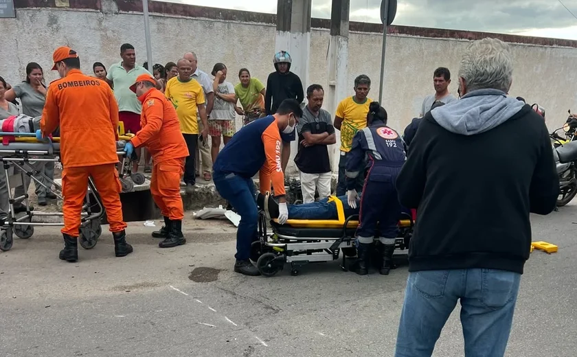Colisão entre motocicletas deixa dois feridos em cruzamento movimentado de Arapiraca