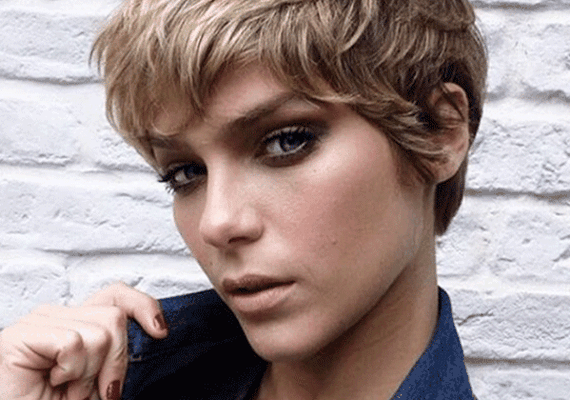 Isabella Santoni paga R$ 8 mil para ter 'babá' em festa de aniversário