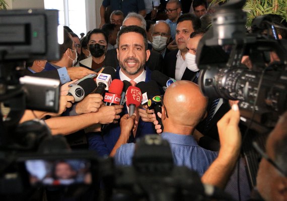 Pesquisa confirma liderança de Paulo Dantas para governador