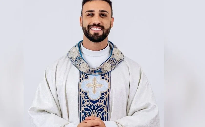 Aparência de padre chama atenção e faz sacerdote viralizar nas redes