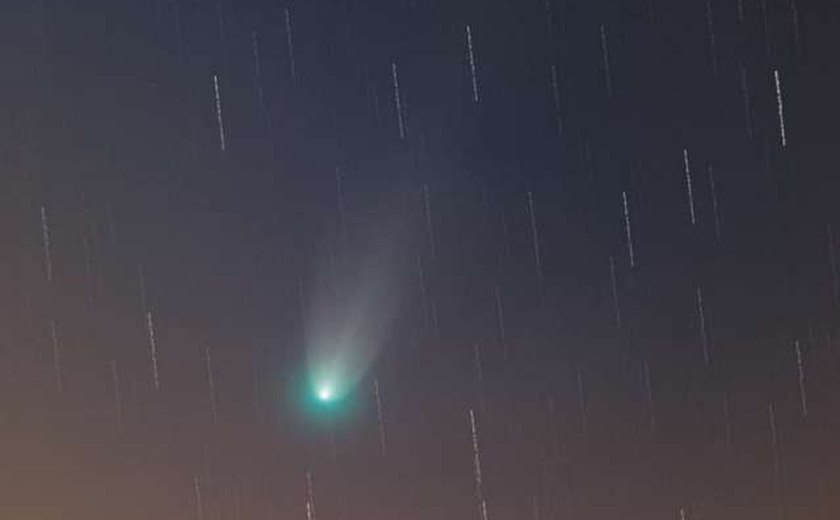 Vídeo mostra cometa Leonard passando pela Terra pela primeira vez em 80 mil anos