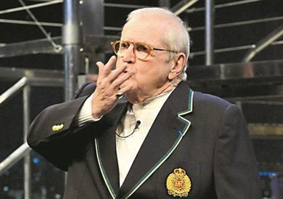 Jô Soares renova com a Globo para ficar na geladeira, mas equipe é dispensada