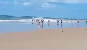 Pai tenta salvar filho de afogamento, é levado pela correnteza e morre na Praia da Lagoa do Pau