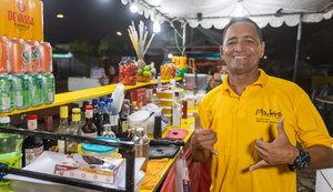 Prefeito JHC isenta ambulantes de taxa para trabalhar no São João