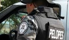 Troca de tiros termina com dois bandidos mortos e quatro presos em Delmiro