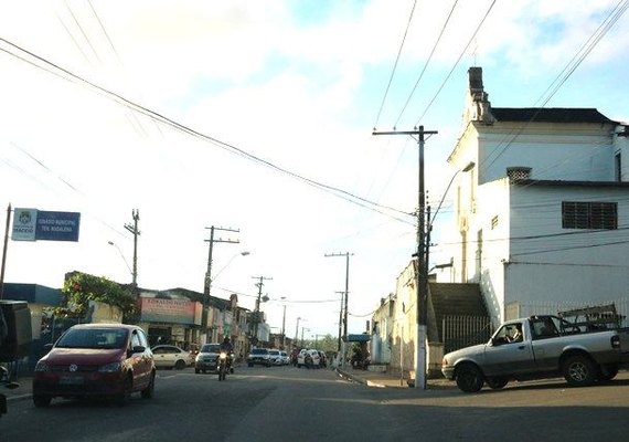 “Oportunistas estão aparecendo para  enganar moradores”