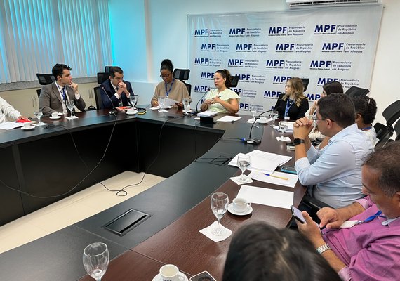 MPF discute solução emergencial para o esgotamento sanitário do residencial Bosque dos Palmares