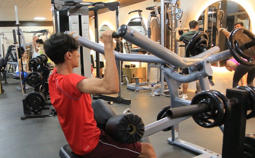 “Musculação na adolescência não atrapalha desenvolvimento”