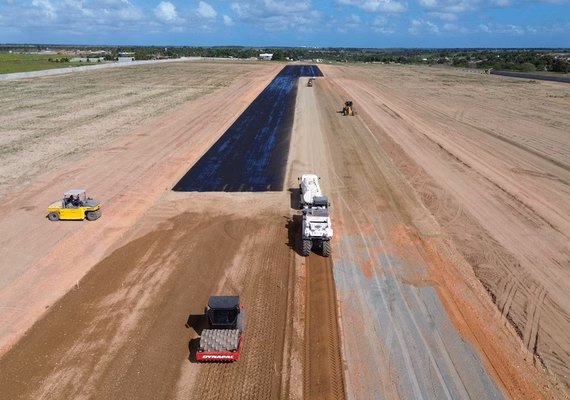 Obras de recuperação e ampliação do aeroporto de Penedo avançam