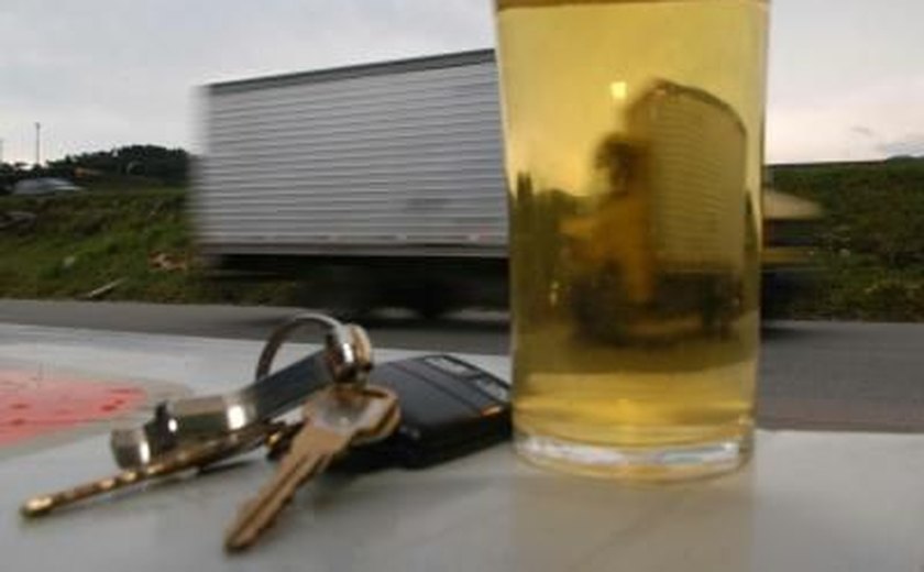 BPTran prende motorista por embriaguez ao volante em Maceió
