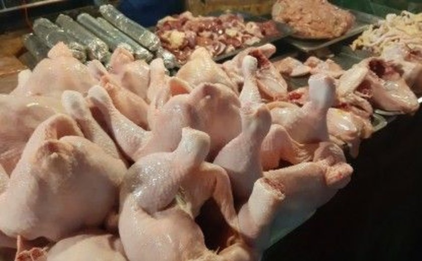 Filipinas suspende temporariamente importação de frango do Brasil