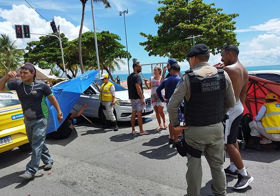 Duas pessos ficam feridas em acidente de trânsito na Ponta Verde