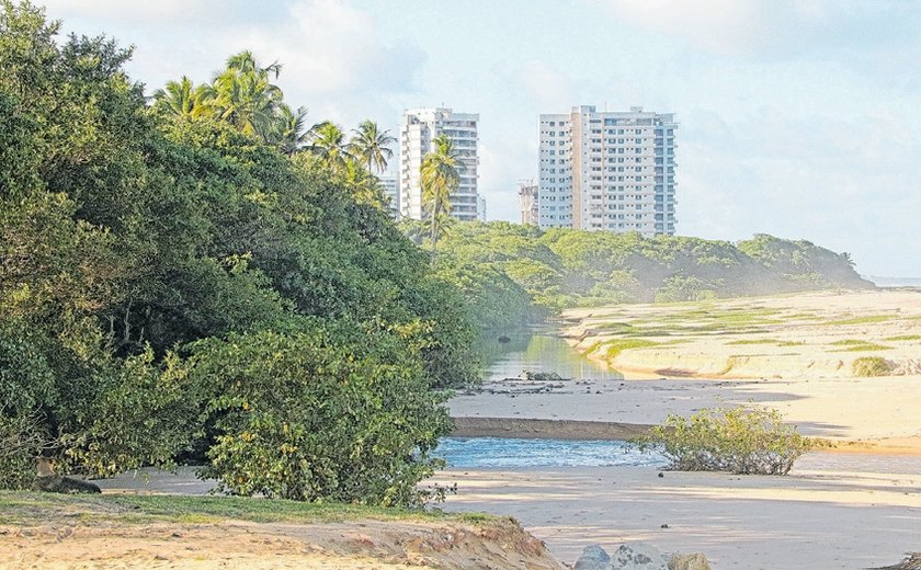 União diz que responsabilidade de fiscalizar áreas de Marinha é do Plano Diretor