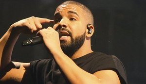 Ex-atriz pornô diz que está grávida de Drake e o acusa de ordenar aborto