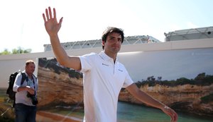 Ferrari anuncia Carlos Sainz no lugar de Sebastian Vettel em 2021